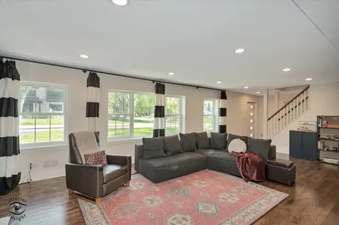 829 East Porter Avenue Naperville IL 60540