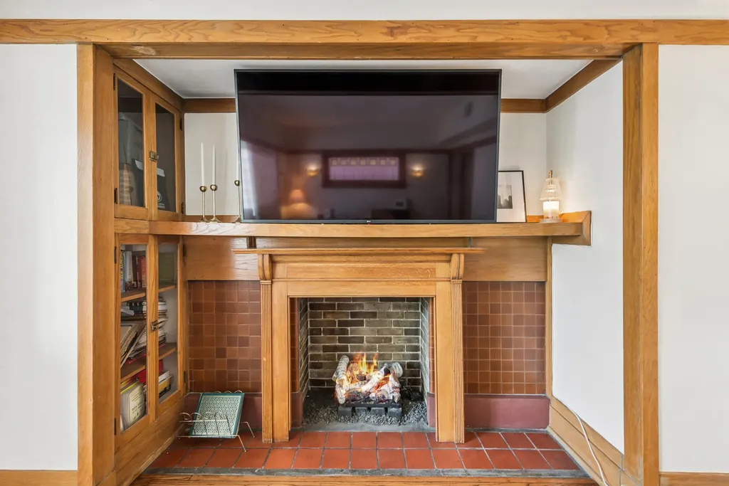 2736 North Mildred Avenue Chicago IL 60614