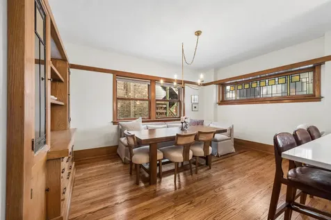 2736 North Mildred Avenue Chicago IL 60614