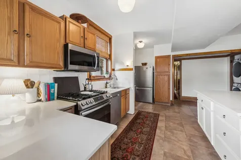 2736 North Mildred Avenue Chicago IL 60614