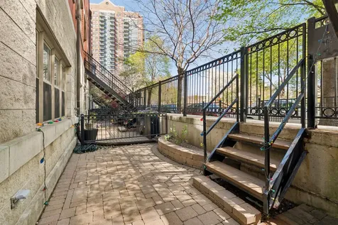 1816 South Calumet Avenue Chicago IL 60616