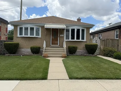3208 North Hawthorne Street Franklin Park IL 60131