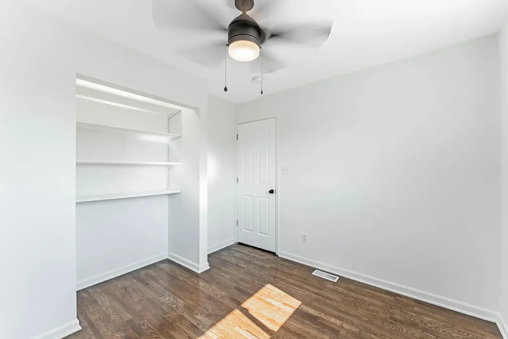 9131 South Parnell Avenue Chicago IL 60620
