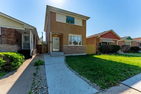 9131 South Parnell Avenue Chicago IL 60620
