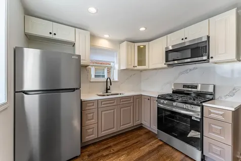 9131 South Parnell Avenue Chicago IL 60620