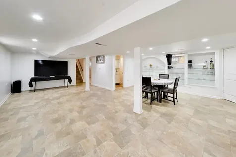 1118 Bohland Avenue Bellwood IL 60104