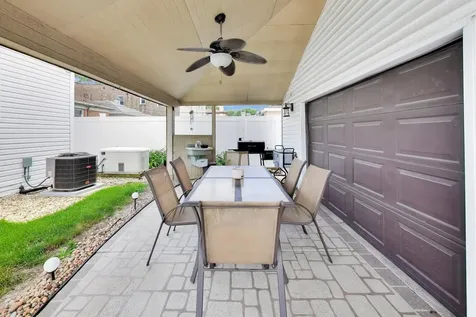 1118 Bohland Avenue Bellwood IL 60104