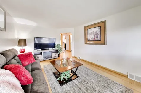 1118 Bohland Avenue Bellwood IL 60104