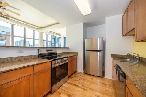 1000 West Leland Avenue Chicago IL 60640