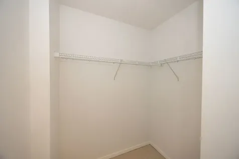 1000 West Leland Avenue Chicago IL 60640