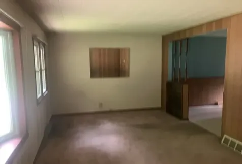 1566 Aurora Street Dixon IL 61021