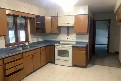 1566 Aurora Street Dixon IL 61021