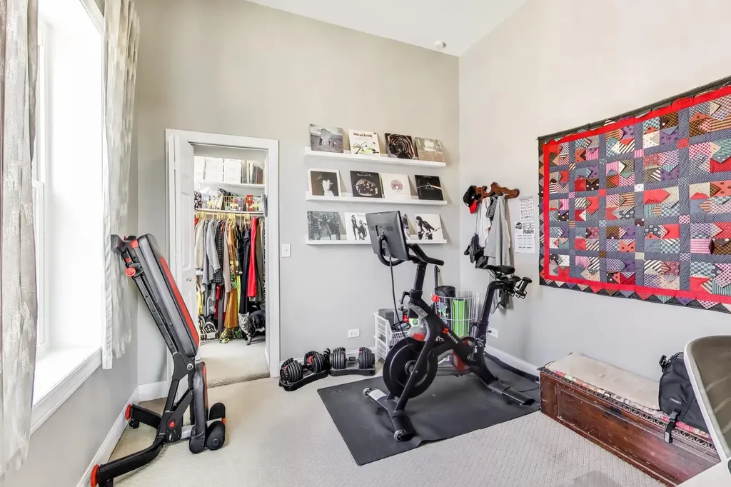 2601 North Hamlin Avenue Chicago IL 60647