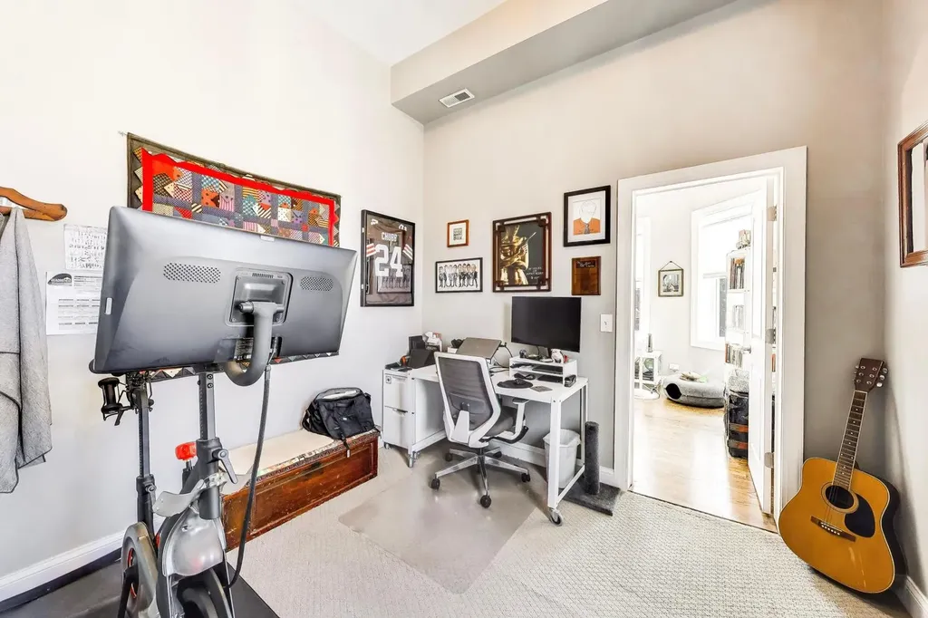 2601 North Hamlin Avenue Chicago IL 60647