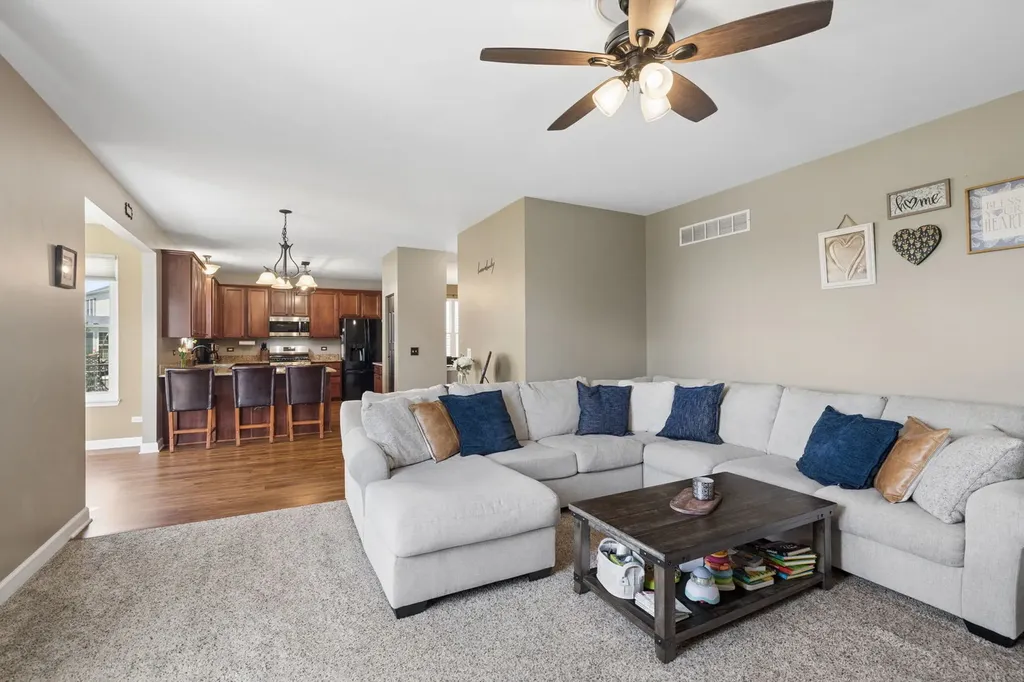 1905 Springside Drive Plainfield IL 60586