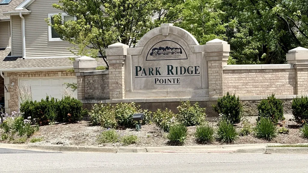1761 Pavilion Way Park Ridge IL 60068