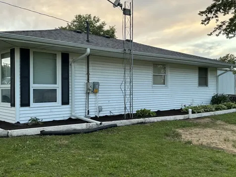 312 Water Street Earlville IL 60518