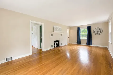 105 South Seymour Avenue Grayslake IL 60030