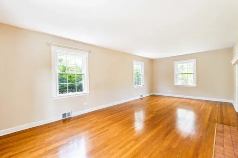 105 South Seymour Avenue Grayslake IL 60030