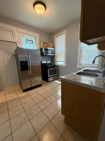 6719 South Sangamon Street Chicago IL 60621