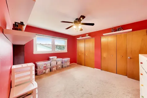 8 Charles Court Buffalo Grove IL 60089