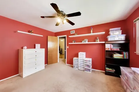 8 Charles Court Buffalo Grove IL 60089