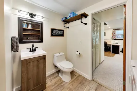 8 Charles Court Buffalo Grove IL 60089