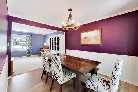 8 Charles Court Buffalo Grove IL 60089