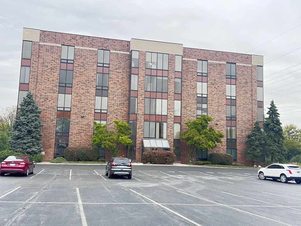 7808 West College Drive Palos Heights IL 60463