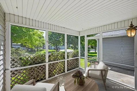 708 Harmony Court North Aurora IL 60542