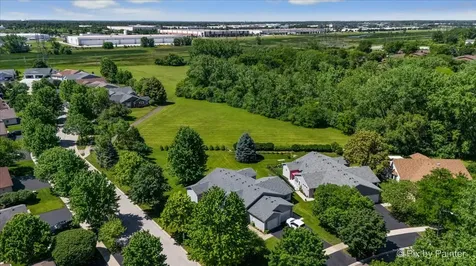 708 Harmony Court North Aurora IL 60542