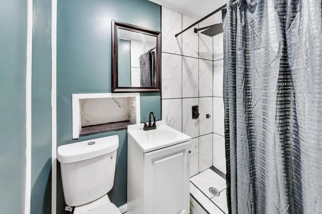 5412 North Western Avenue Chicago IL 60625