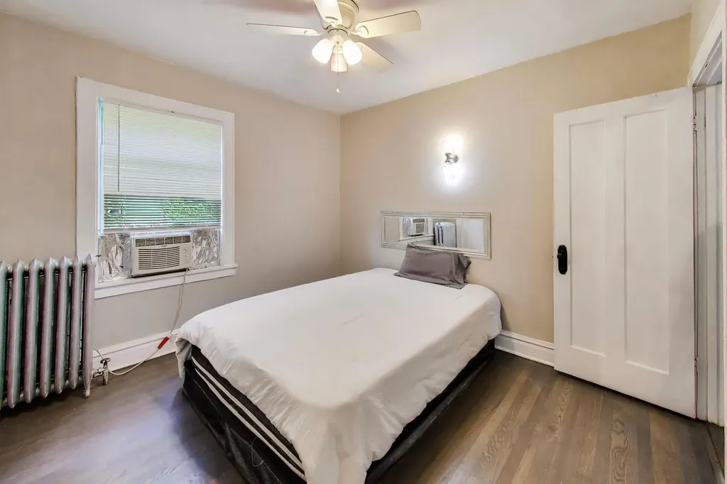 5412 North Western Avenue Chicago IL 60625