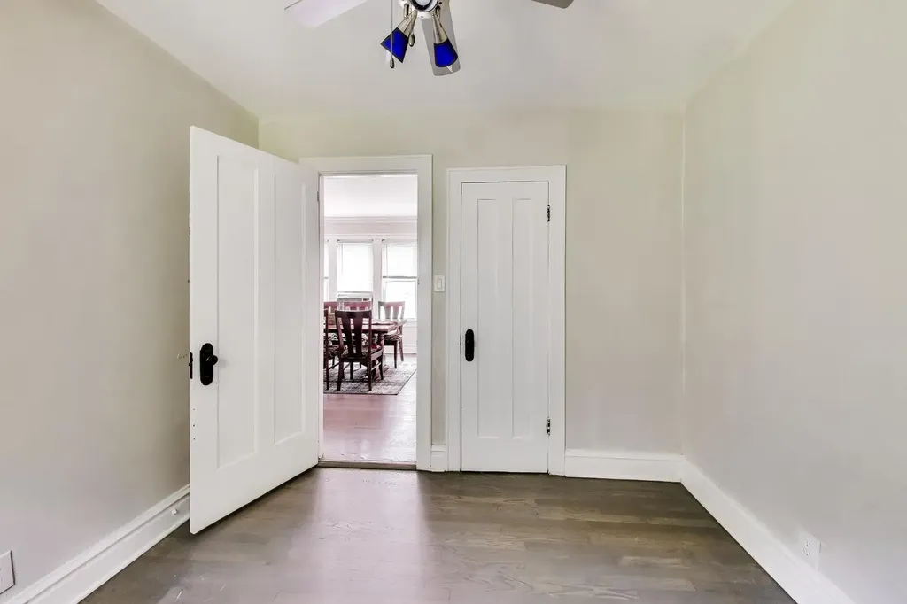 5412 North Western Avenue Chicago IL 60625