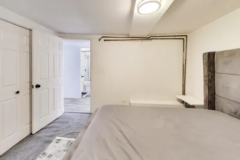 5412 North Western Avenue Chicago IL 60625