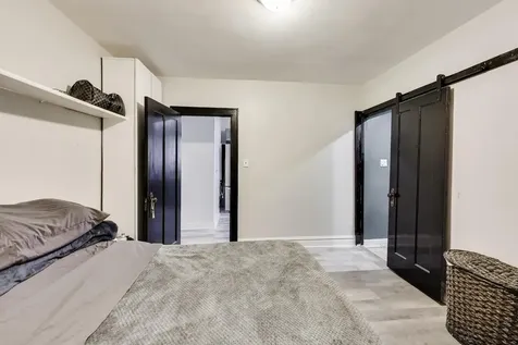 5412 North Western Avenue Chicago IL 60625