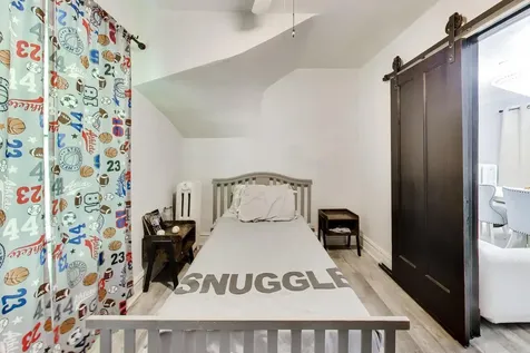 5412 North Western Avenue Chicago IL 60625