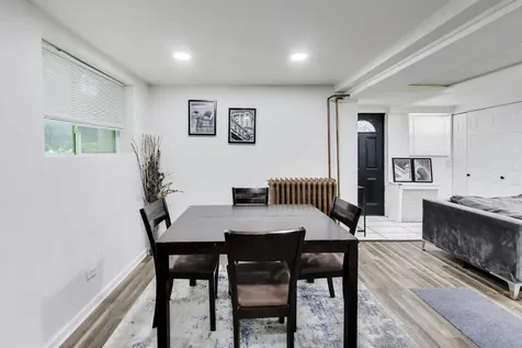 5412 North Western Avenue Chicago IL 60625