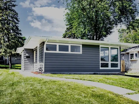 1911 North Hickory Street Crest Hill IL 60403