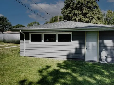 1911 North Hickory Street Crest Hill IL 60403