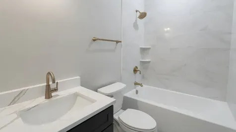 2552 South Central Park Avenue Chicago IL 60623