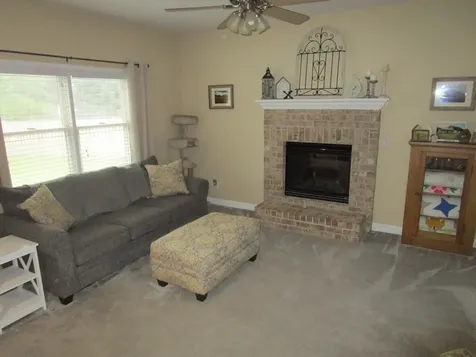 1716 Kingtree Drive Morris IL 60450