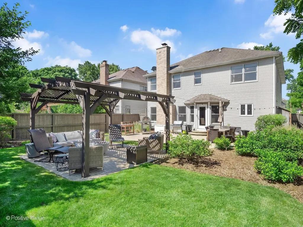 267 North Walnut Street Elmhurst IL 60126