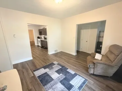 1338 East Chestnut Street Kankakee IL 60901