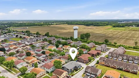 20125 Woodale Street Lynwood IL 60411