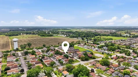 20125 Woodale Street Lynwood IL 60411