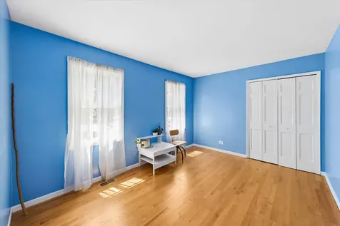 1218 Johnson Drive Naperville IL 60540