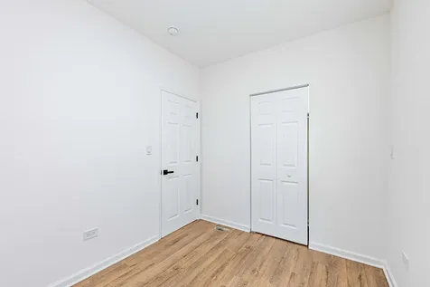 117 East 104th Place Chicago IL 60628