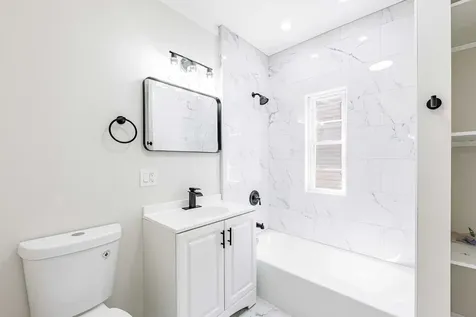 117 East 104th Place Chicago IL 60628
