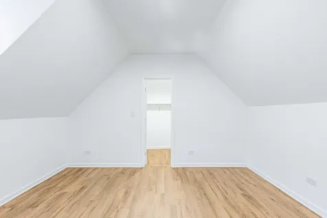 117 East 104th Place Chicago IL 60628